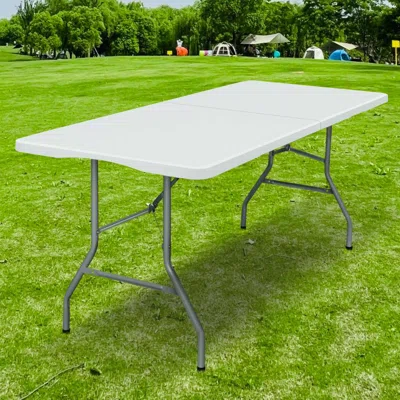 Tables & Chairs